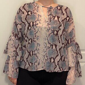 GUESS Snake Print Ruffle Sleeve Flowy Blouse Size Large